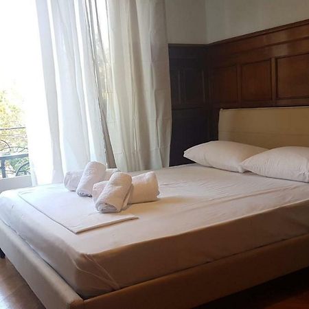 Violet Errathens Apartment - Athens Center, 7 Bd, 3 Bath 外观 照片
