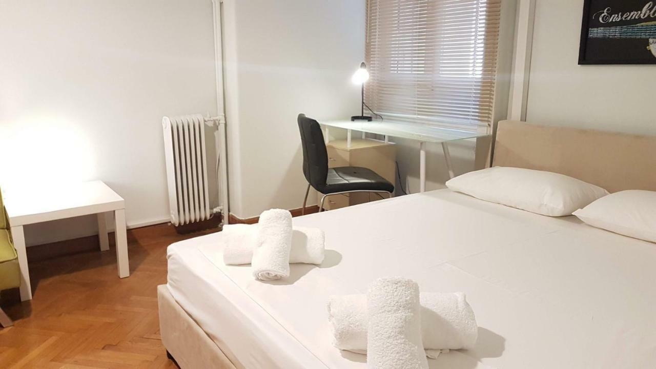Violet Errathens Apartment - Athens Center, 7 Bd, 3 Bath 外观 照片