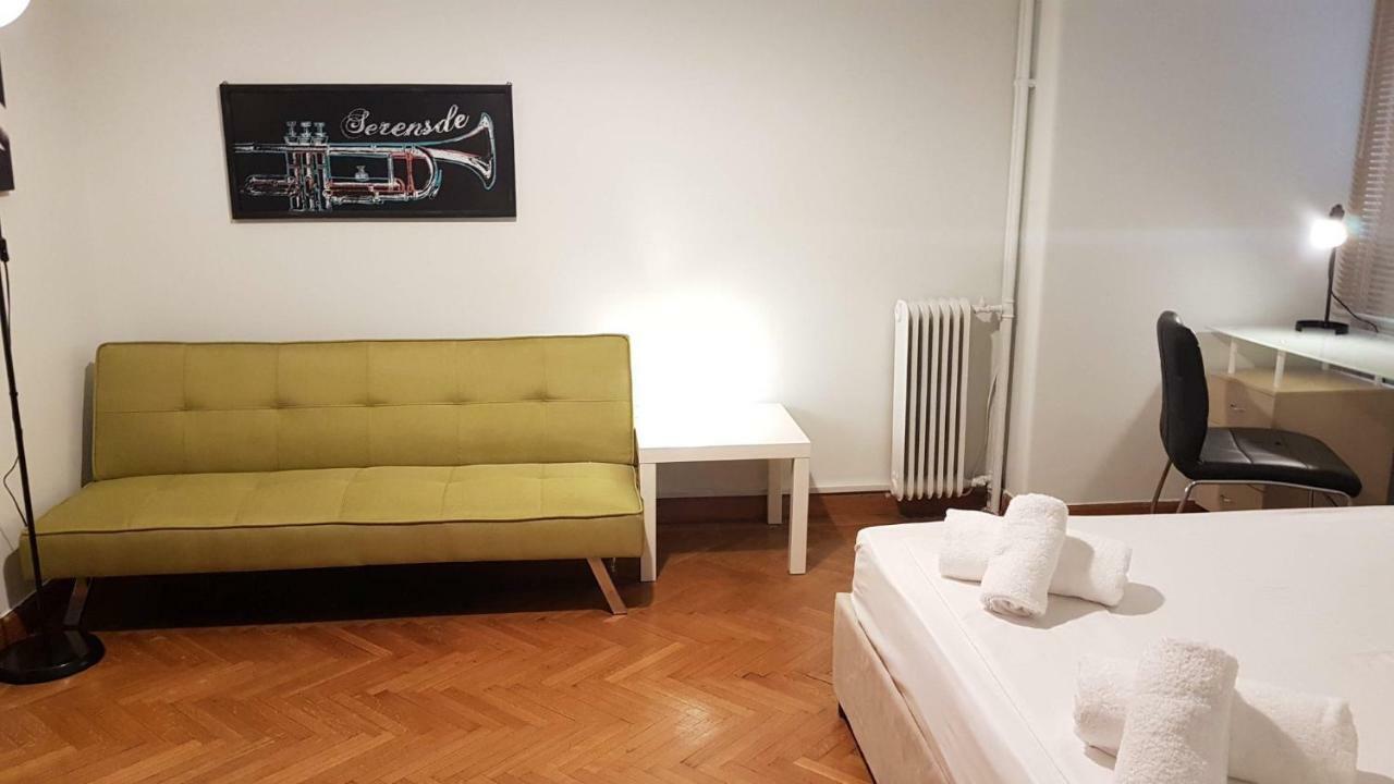 Violet Errathens Apartment - Athens Center, 7 Bd, 3 Bath 外观 照片